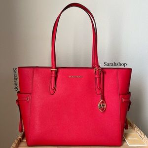 🌼Michael Kors Purse